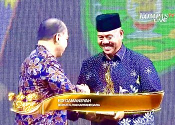 Kukar Raih Penghargaan Dari Kompas TV Lewat Inovasi Program DiSAPA