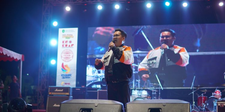 Band Jamrud Berhasil Hipnotis Ribuan Penonton Festival Budaya Nusantara