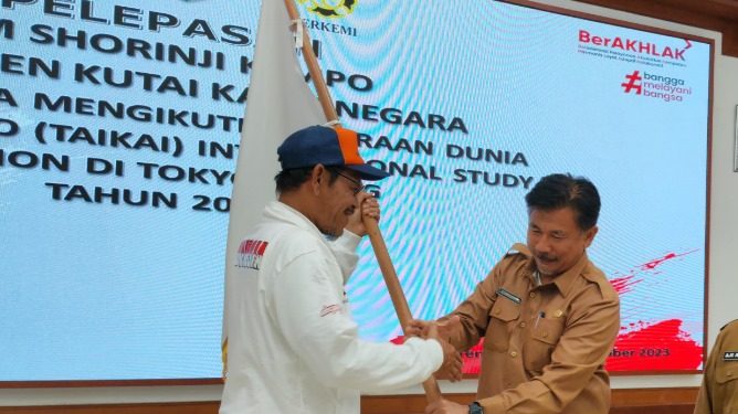 Pemkab Kukar Lepas Puluhan Atlet Shorinji Kempo Untuk Ikuti Kejuaraan Dunia di Jepang