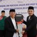 Hasanuddin Mas’ud Serahkan Bantuan Mobil Ambulance ke Pesantren Bairuha Di Balikpapan