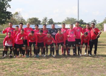 Dinas Pariwisata Kukar Ajak Pihak Swasta Kelola Lapangan Sepakbola di Pulau Kumala