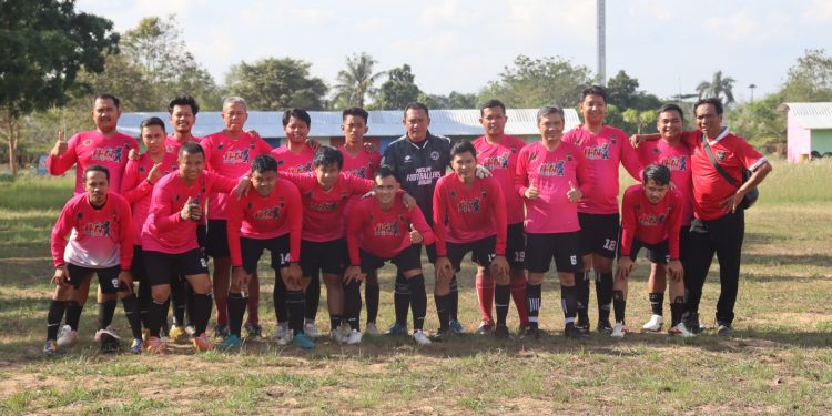 Dinas Pariwisata Kukar Ajak Pihak Swasta Kelola Lapangan Sepakbola di Pulau Kumala