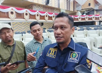 DPRD Kaltim Soroti Truk Dan Muatan Peti Kemas Yang Parkir Sembarangan