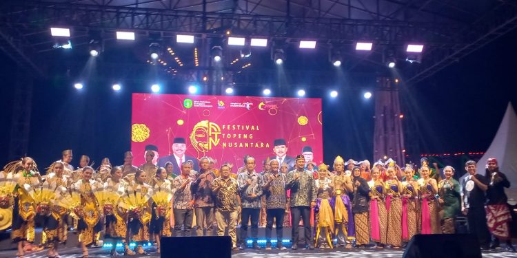 Promosikan Tari Topeng Kutai, Dispar Kukar Gelar Festival Topeng Nusantara