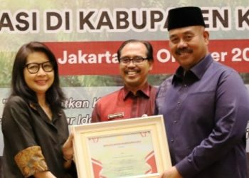 Bupati Kukar Beri Penghargaan kepada Perusahaan Perkebunan, Ini Kontribusi Mereka