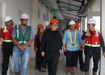 Perjalanan Ramadan ke Muara Badak: Wabup Kukar Sempatkan Kunjungi Pembangunan RS untuk Meninjau Kemajuannya