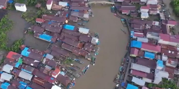 Desa Muara Pantuan Mewujudkan Impian Akses Air Bersih dan Listrik 24 Jam yang Merata