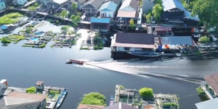 Pesona Pariwisata Desa Semayang di Hulu Sungai Mahakam