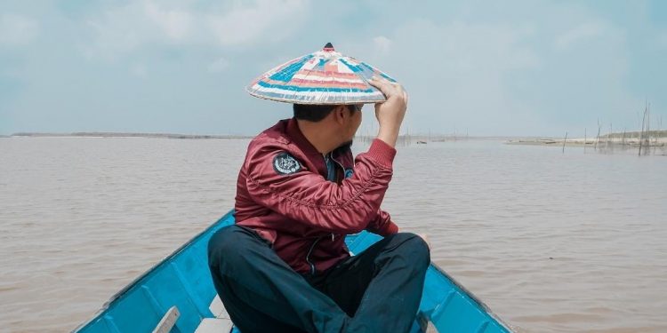 Daya Tarik Desa Wisata Pela: Ribuan Pengunjung Tertarik pada Keindahan Alamnya saat Hari Raya