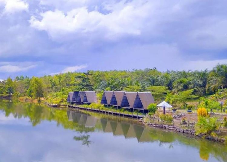 Danau Kumbara, Bekas Lubang Tambang Batu Bara Berubah Jadi Wisata Alam Menawan di Kukar