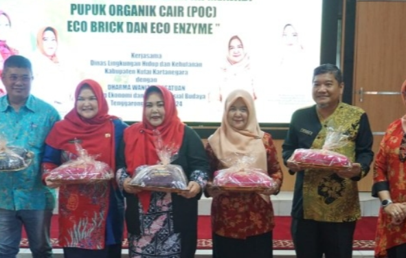 Maslianawati Dorong Masyarakat Kukar Manfaatkan Sampah sebagai Peluang Ekonomi