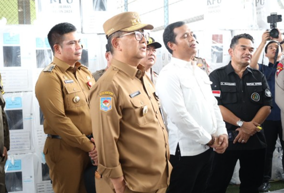 Pjs Bupati Kukar dan Pj Gubernur Kaltim Tinjau Kesiapan Pilkada 2024