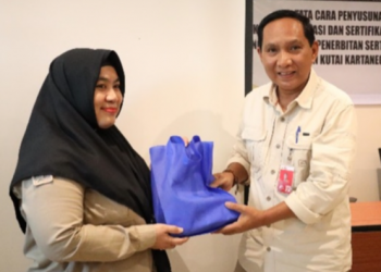 Peningkatan Kompetensi SDM, Asisten II Setkab Kukar Buka Pelatihan Sertifikasi Dinas Perkim