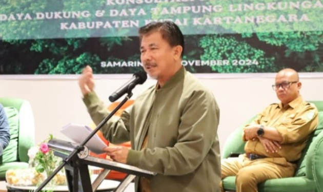 Sekda Kukar Dorong Partisipasi Masyarakat dalam Penyusunan DDDTLH untuk Pembangunan Ramah Lingkungan
