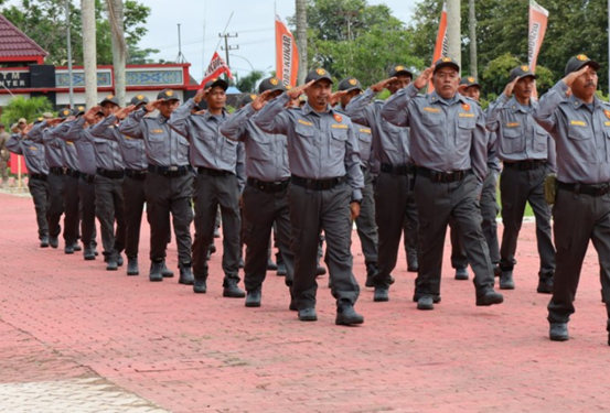 Pjs Bupati Kukar Pimpin Apel Siaga Satlinmas, Polres Kukar Ambil Alih Kendali Operasional