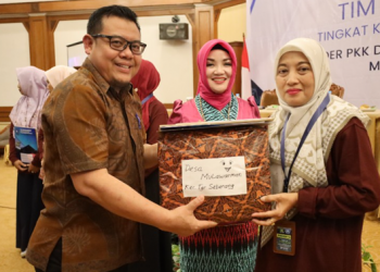 Rakor PKK Kukar Dimulai, Pjs Ketua Resmi Buka Acara