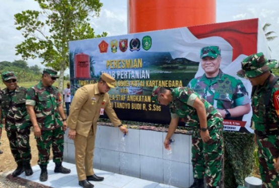 Wakasad Tutup TMMD ke-122 di Kukar, Pjs Bupati: Sinergi Majukan Daerah