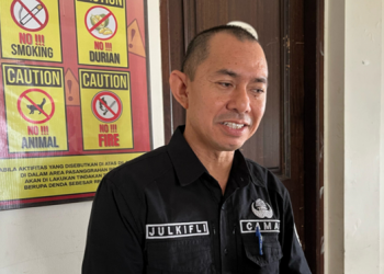 Perbaikan Akses Jalan Menuju Kantor Camat Kota Bangun Darat Jadi Fokus Utama