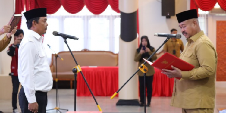 Kukar Perkuat Tata Kelola Desa dengan Pelantikan Pj Kades dan PAW BPD