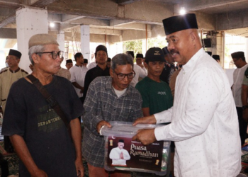 Bupati Kukar Puji Antusiasme Warga dalam Pembangunan Masjid di Bangun Rejo
