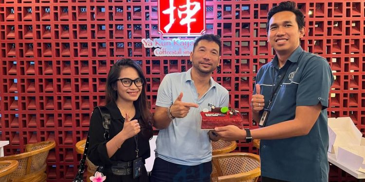 Telkom Hadir di Grand Launching Ya Kun Kaya Toast Samarinda, Perkuat Silaturahmi dengan 77 Sport Hub